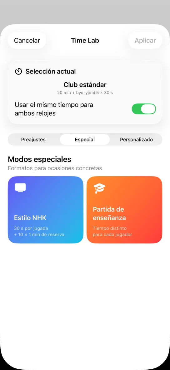 Pestaña Modos especiales de la app con dos tarjetas: Estilo NHK, 30 s por jugada más 10 × 1 min de reserva, y Partida de enseñanza, con tiempo distinto para cada jugador.